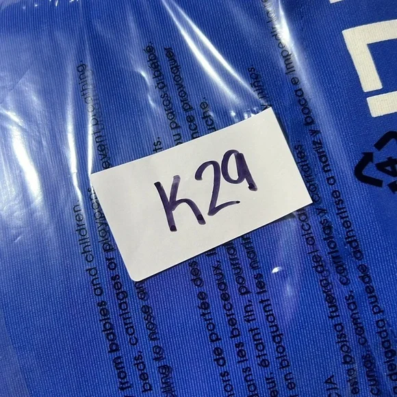 Tommy Hilfiger rain jacket kids size M - Picture 6 of 6